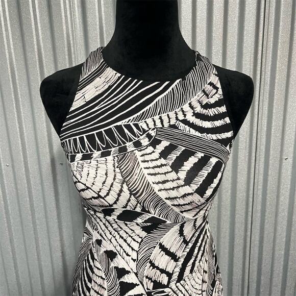 Athleta Black White Leaf Print Dress XXS Sleeveless Stretch Travel Summer Resort - Picture 5 of 11